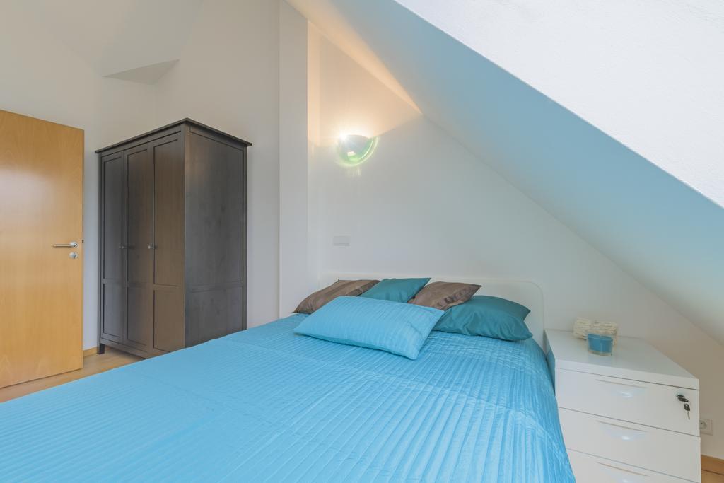 Maisonette Apartment Am Bahnhof - Adults Only Инсбрук Экстерьер фото