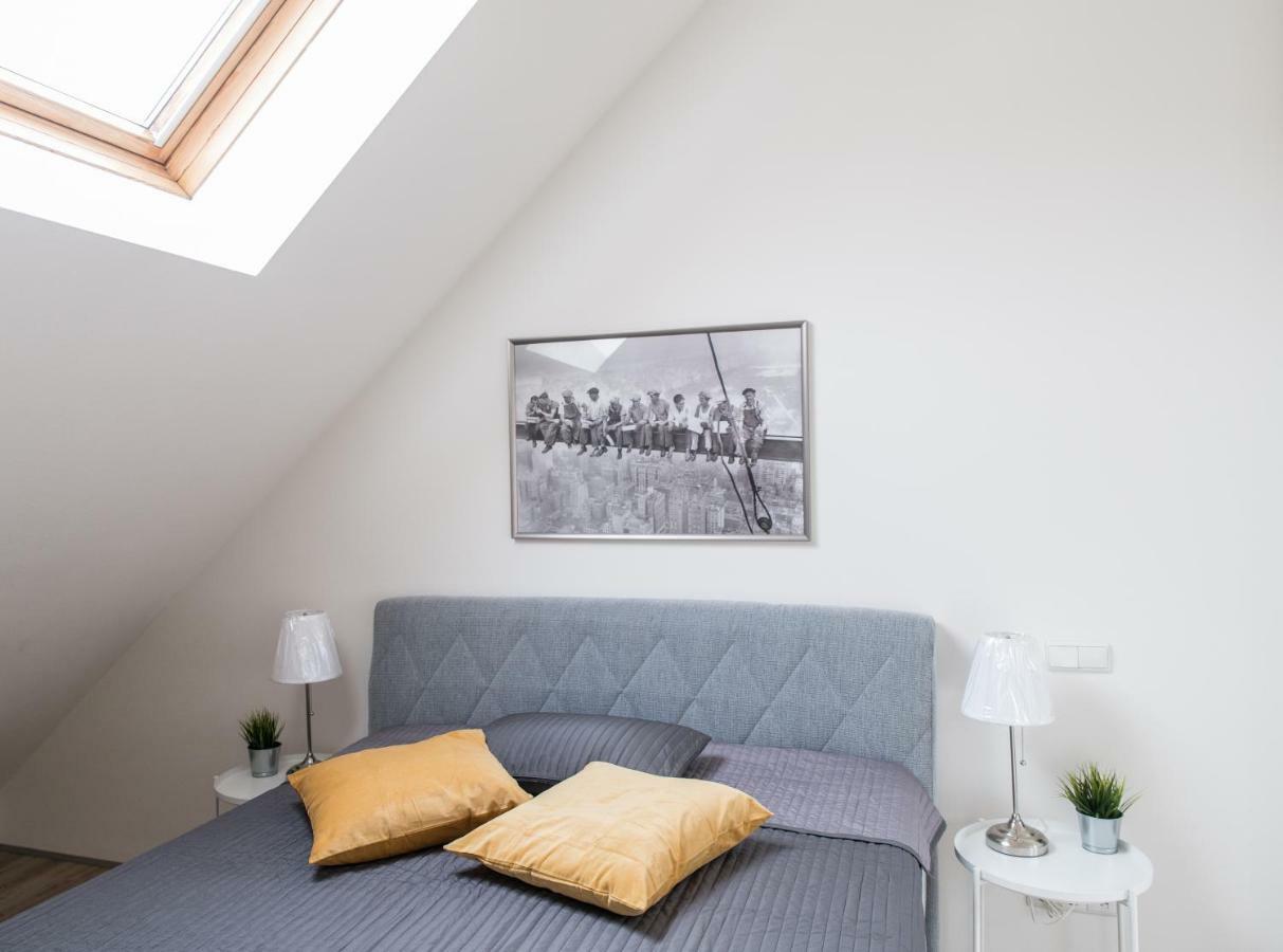 Maisonette Apartment Am Bahnhof - Adults Only Инсбрук Экстерьер фото